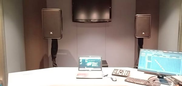 Speaker Portable JBL IRX112BT Better Streaming With Bluetooth